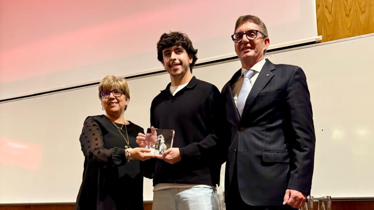 PremioProfessoraAnaMariaRodrigues