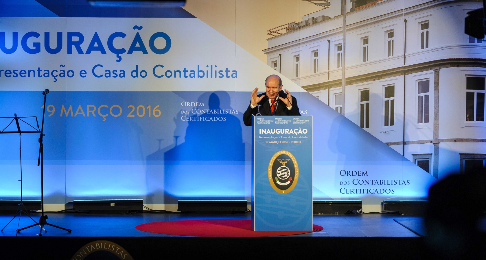 A Ordem rubrica um protocolo com o CAAD
